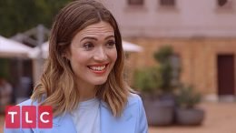 In the Season 11 premiere of Who Do You Think You Are?, actress Mandy Moore is shocked to discover ancestors that lived in Australia, and travels far, determined to unlock the mystery of how they got there. She is touched by the courage of those who made the journey and the sacrifice of those who did not.