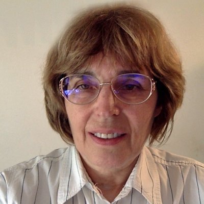 Ruth Craig has spent most of her professional career as a Professor at Geisel School of Medicine at Dartmouth. She recently received the credential of Certified Genealogist®, having been drawn into the field when she applied for re-naturalized German citizenship based on her father’s German-Jewish heritage. Her areas of interest include Massachusetts/New Hampshire/New York and French-Canadian genealogy. She is a member of the Daughters of the American Revolution and the Mayflower Society.